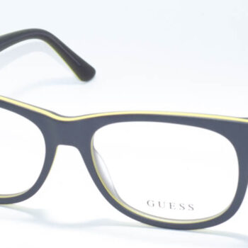 Guess GU 8267