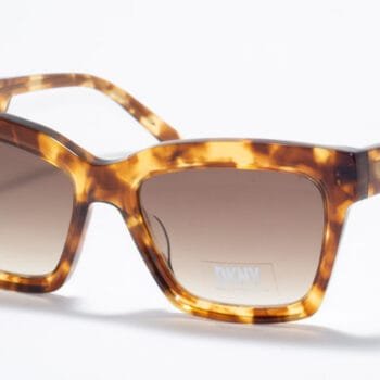 DKNY DK 551